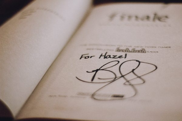finale becca fitzpatrick signed book
